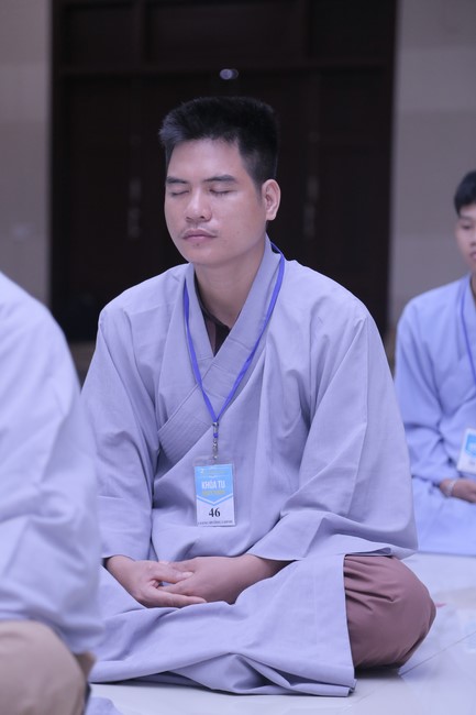 Dharma talk Buddha's name reciting being the way back to the tranquility in the 102nd Seven-Day Retreat