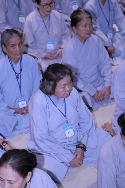 Dharma talk Buddha's name reciting being the way back to the tranquility in the 102nd Seven-Day Retreat