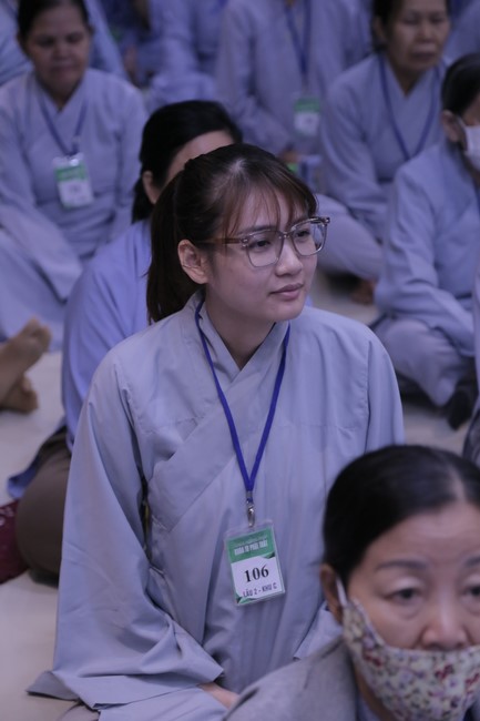 Dharma talk Buddha's name reciting being the way back to the tranquility in the 102nd Seven-Day Retreat