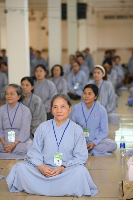 Dharma talk Buddha's name reciting being the way back to the tranquility in the 102nd Seven-Day Retreat