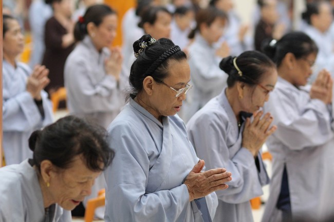 Repentance Ceremony on March 29th, Year of the Dragon at Giai Lam Pagoda - Ha Tinh