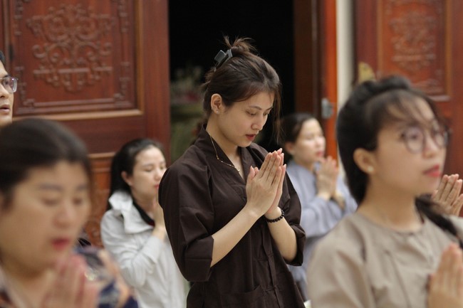 Repentance Ceremony on March 29th, Year of the Dragon at Giai Lam Pagoda - Ha Tinh