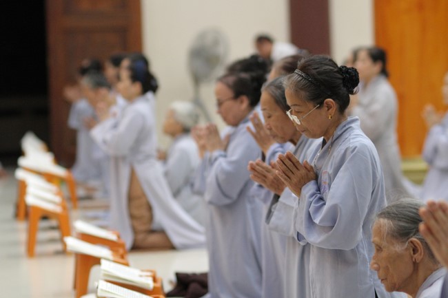 Repentance Ceremony on March 29th, Year of the Dragon at Giai Lam Pagoda - Ha Tinh