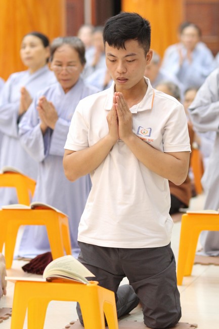 Repentance Ceremony on March 29th, Year of the Dragon at Giai Lam Pagoda - Ha Tinh