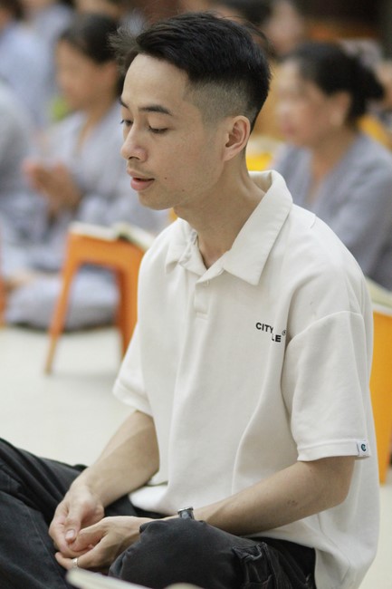 Repentance Ceremony on April 29th, Year of the Dragon at Giai Lam Pagoda - Ha Tinh
