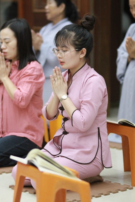 Repentance Ceremony on April 29th, Year of the Dragon at Giai Lam Pagoda - Ha Tinh