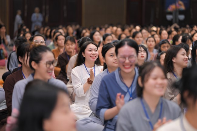 Dharma Talk Winning the Darkness Within You preaching by Junior Thích Khai Tuan - Third day in Summer Retreat 2024