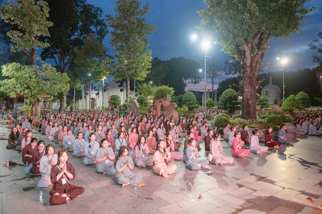 Dharma Talk Winning the Darkness Within You preaching by Junior Thích Khai Tuan - Third day in Summer Retreat 2024