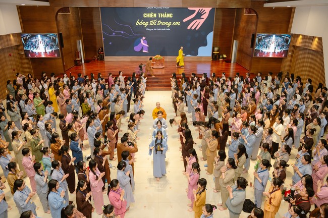 Dharma Talk Winning the Darkness Within You preaching by Junior Thích Khai Tuan - Third day in Summer Retreat 2024