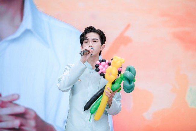 Dharma Talk Winning the Darkness Within You preaching by Junior Thích Khai Tuan - Third day in Summer Retreat 2024