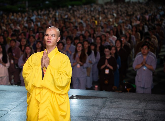 Dharma Talk Winning the Darkness Within You preaching by Junior Thích Khai Tuan - Third day in Summer Retreat 2024