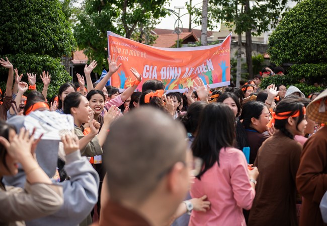 Dharma Talk Winning the Darkness Within You preaching by Junior Thích Khai Tuan - Third day in Summer Retreat 2024