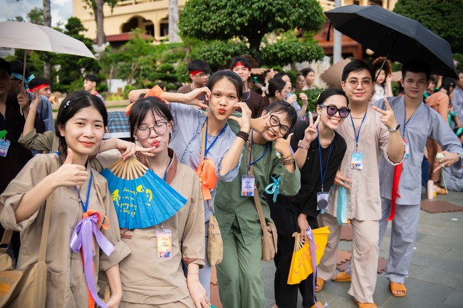 Dharma Talk Winning the Darkness Within You preaching by Junior Thích Khai Tuan - Third day in Summer Retreat 2024