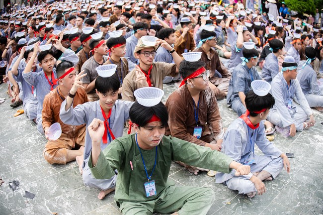 Dharma Talk Winning the Darkness Within You preaching by Junior Thích Khai Tuan - Third day in Summer Retreat 2024