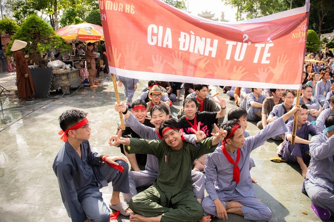 Dharma Talk Winning the Darkness Within You preaching by Junior Thích Khai Tuan - Third day in Summer Retreat 2024