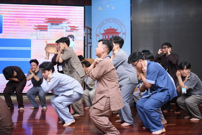 Dharma Talk Winning the Darkness Within You preaching by Junior Thích Khai Tuan - Third day in Summer Retreat 2024