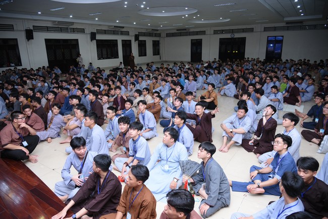 Dharma Talk Winning the Darkness Within You preaching by Junior Thích Khai Tuan - Third day in Summer Retreat 2024