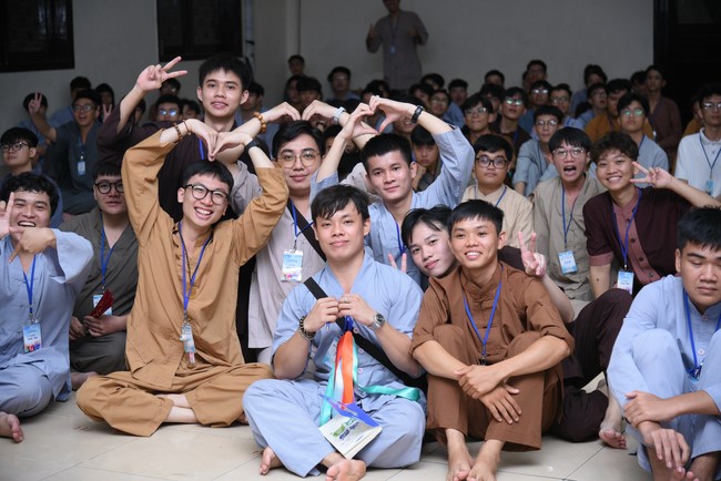 Dharma Talk Winning the Darkness Within You preaching by Junior Thích Khai Tuan - Third day in Summer Retreat 2024