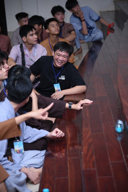 Dharma Talk Winning the Darkness Within You preaching by Junior Thích Khai Tuan - Third day in Summer Retreat 2024