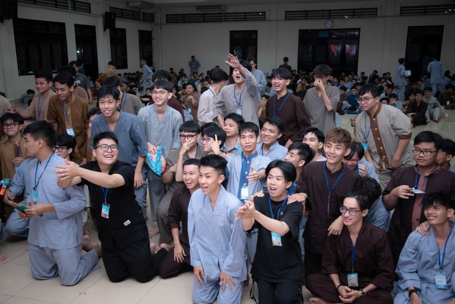 Dharma Talk Winning the Darkness Within You preaching by Junior Thích Khai Tuan - Third day in Summer Retreat 2024