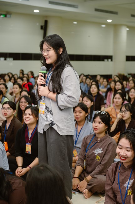 Dharma Talk Winning the Darkness Within You preaching by Junior Thích Khai Tuan - Third day in Summer Retreat 2024