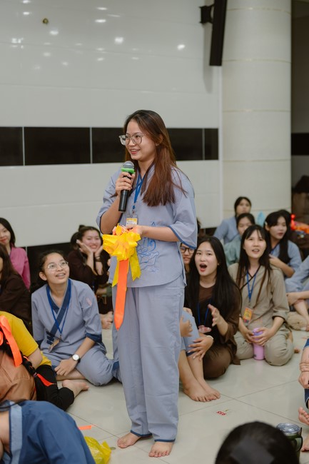 Dharma Talk Winning the Darkness Within You preaching by Junior Thích Khai Tuan - Third day in Summer Retreat 2024