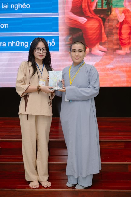 Dharma Talk Winning the Darkness Within You preaching by Junior Thích Khai Tuan - Third day in Summer Retreat 2024