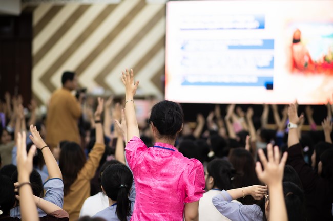 Dharma Talk Winning the Darkness Within You preaching by Junior Thích Khai Tuan - Third day in Summer Retreat 2024