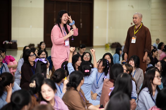 Dharma Talk Winning the Darkness Within You preaching by Junior Thích Khai Tuan - Third day in Summer Retreat 2024