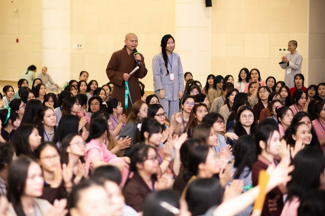 Dharma Talk Winning the Darkness Within You preaching by Junior Thích Khai Tuan - Third day in Summer Retreat 2024