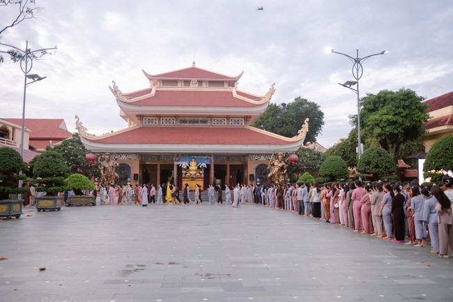Dharma Talk Winning the Darkness Within You preaching by Junior Thích Khai Tuan - Third day in Summer Retreat 2024