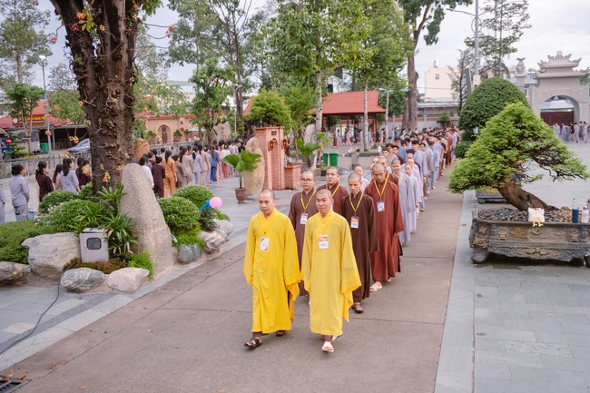 Dharma Talk Winning the Darkness Within You preaching by Junior Thích Khai Tuan - Third day in Summer Retreat 2024