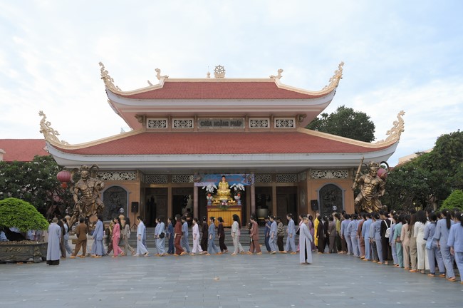 Dharma Talk Winning the Darkness Within You preaching by Junior Thích Khai Tuan - Third day in Summer Retreat 2024
