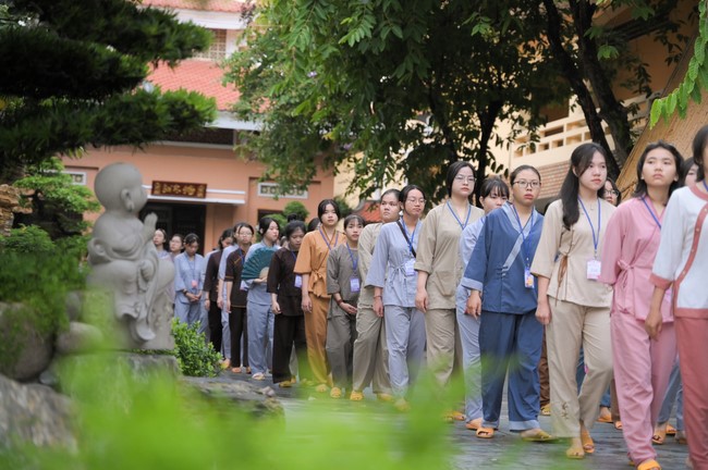 Dharma Talk Winning the Darkness Within You preaching by Junior Thích Khai Tuan - Third day in Summer Retreat 2024