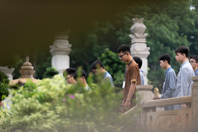 Dharma Talk Winning the Darkness Within You preaching by Junior Thích Khai Tuan - Third day in Summer Retreat 2024