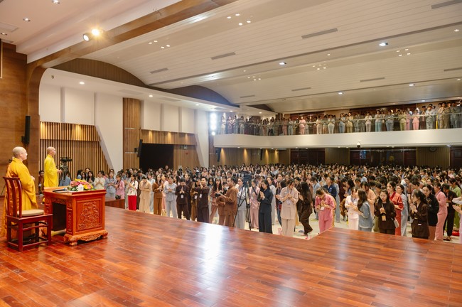 Dharma Talk Winning the Darkness Within You preaching by Junior Thích Khai Tuan - Third day in Summer Retreat 2024