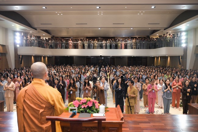 Dharma Talk Winning the Darkness Within You preaching by Junior Thích Khai Tuan - Third day in Summer Retreat 2024