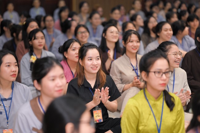 Dharma Talk Winning the Darkness Within You preaching by Junior Thích Khai Tuan - Third day in Summer Retreat 2024