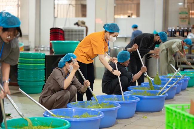 Dharma Talk: How many ten-year times? preaching by Junior Thich Chon Khanh - Fifth day in Summer Retreat 2024