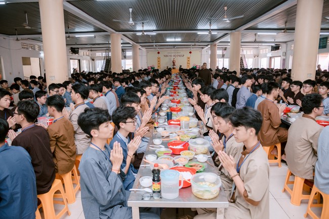 Dharma Talk: How many ten-year times? preaching by Junior Thich Chon Khanh - Fifth day in Summer Retreat 2024