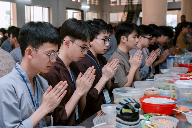 Dharma Talk: How many ten-year times? preaching by Junior Thich Chon Khanh - Fifth day in Summer Retreat 2024