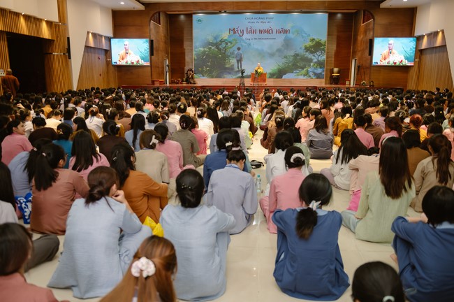 Dharma Talk: How many ten-year times? preaching by Junior Thich Chon Khanh - Fifth day in Summer Retreat 2024