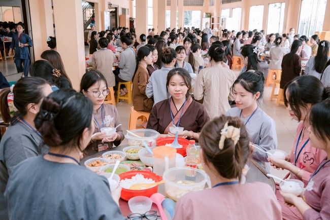 Dharma Talk: How many ten-year times? preaching by Junior Thich Chon Khanh - Fifth day in Summer Retreat 2024