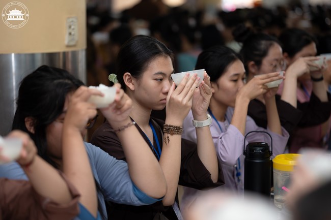 Dharma Talk: How many ten-year times? preaching by Junior Thich Chon Khanh - Fifth day in Summer Retreat 2024