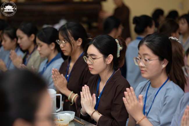 Dharma Talk: How many ten-year times? preaching by Junior Thich Chon Khanh - Fifth day in Summer Retreat 2024