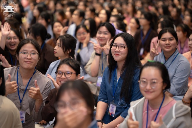 Dharma Talk: How many ten-year times? preaching by Junior Thich Chon Khanh - Fifth day in Summer Retreat 2024