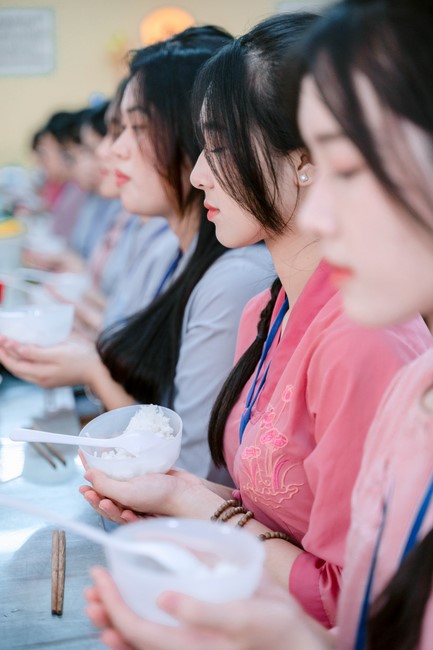 Dharma Talk: How many ten-year times? preaching by Junior Thich Chon Khanh - Fifth day in Summer Retreat 2024