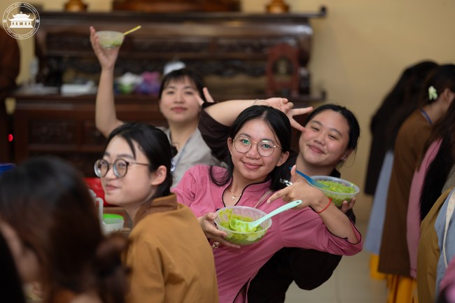 Dharma Talk: How many ten-year times? preaching by Junior Thich Chon Khanh - Fifth day in Summer Retreat 2024