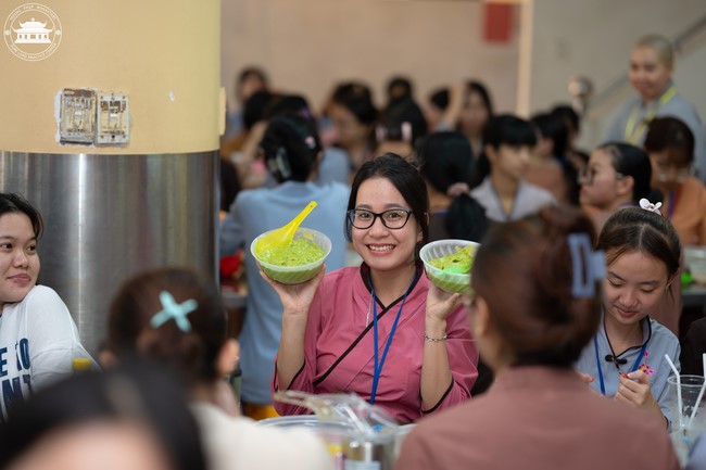 Dharma Talk: How many ten-year times? preaching by Junior Thich Chon Khanh - Fifth day in Summer Retreat 2024