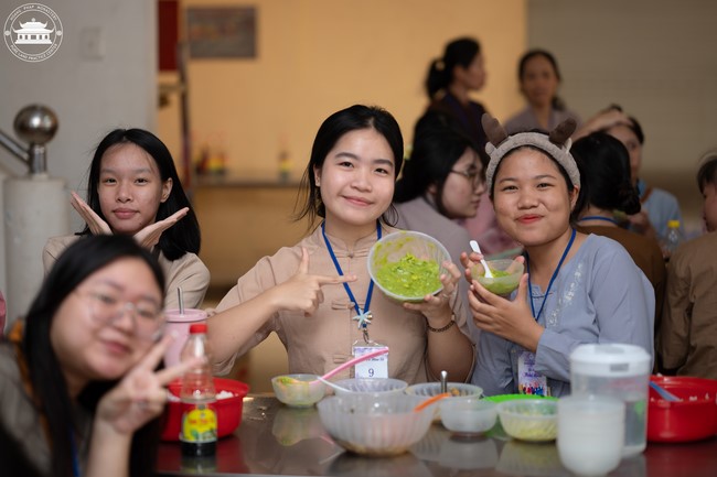 Dharma Talk: How many ten-year times? preaching by Junior Thich Chon Khanh - Fifth day in Summer Retreat 2024